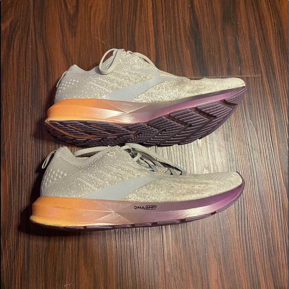 Brooks Levitate 3